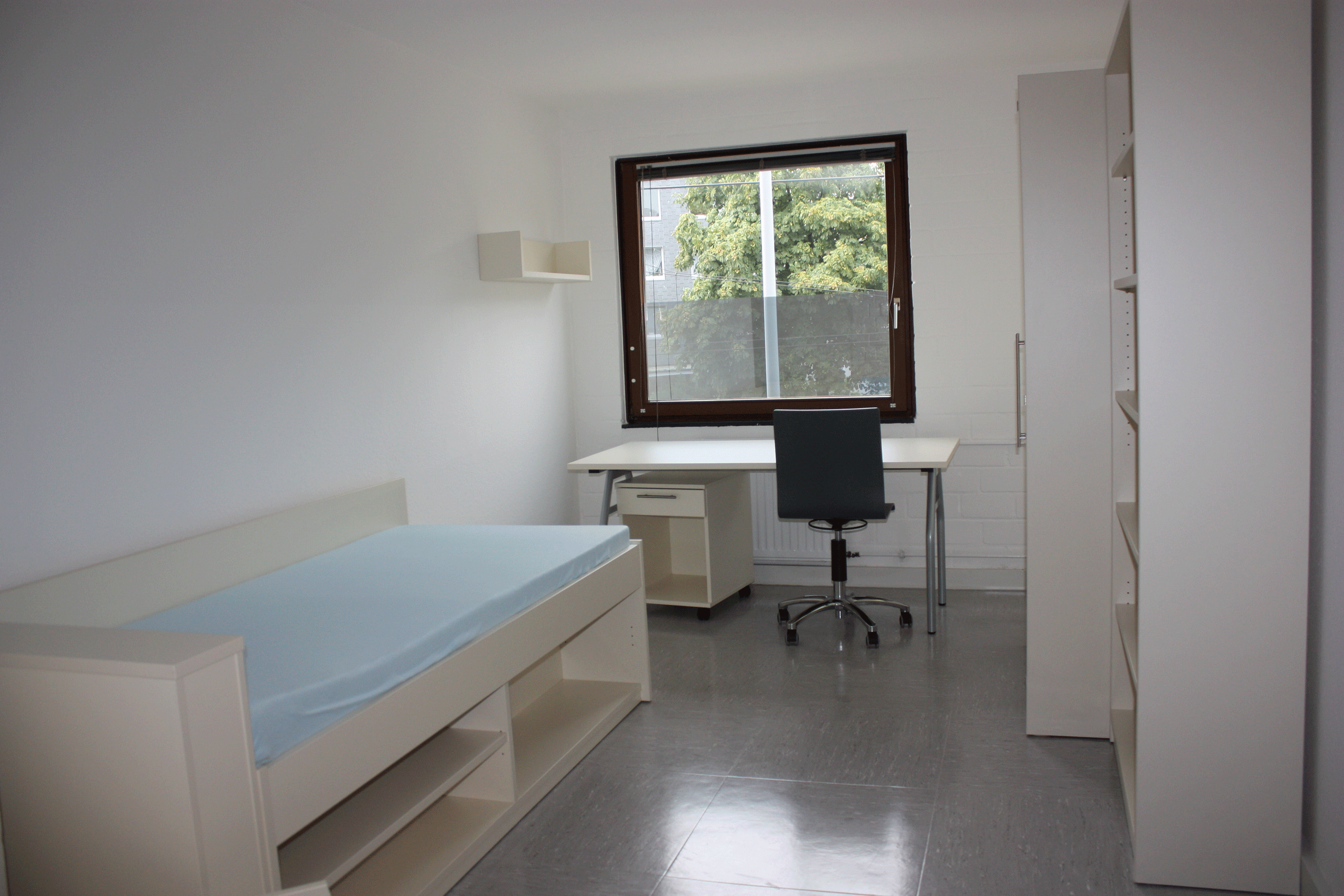 Innenansicht eines Zimmers in der Duisburger Strasse 426 